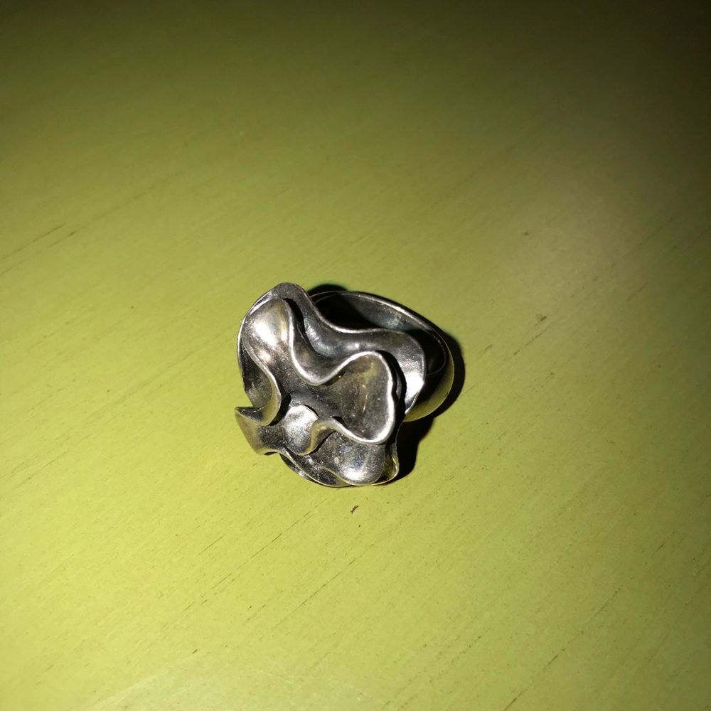 Silpada Flower Ring